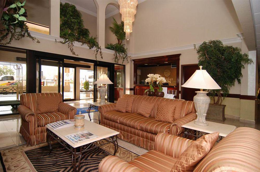Econo Lodge Inn & Suites East Houston I-10 Buitenkant foto