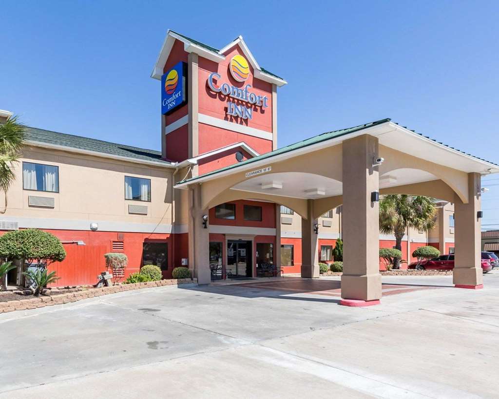 Econo Lodge Inn & Suites East Houston I-10 Buitenkant foto